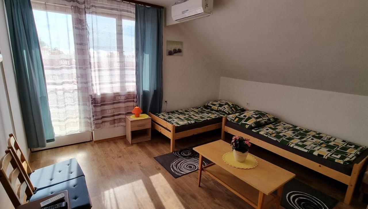 Boglari Harmonia Apartman Balatonboglar Bagian luar foto